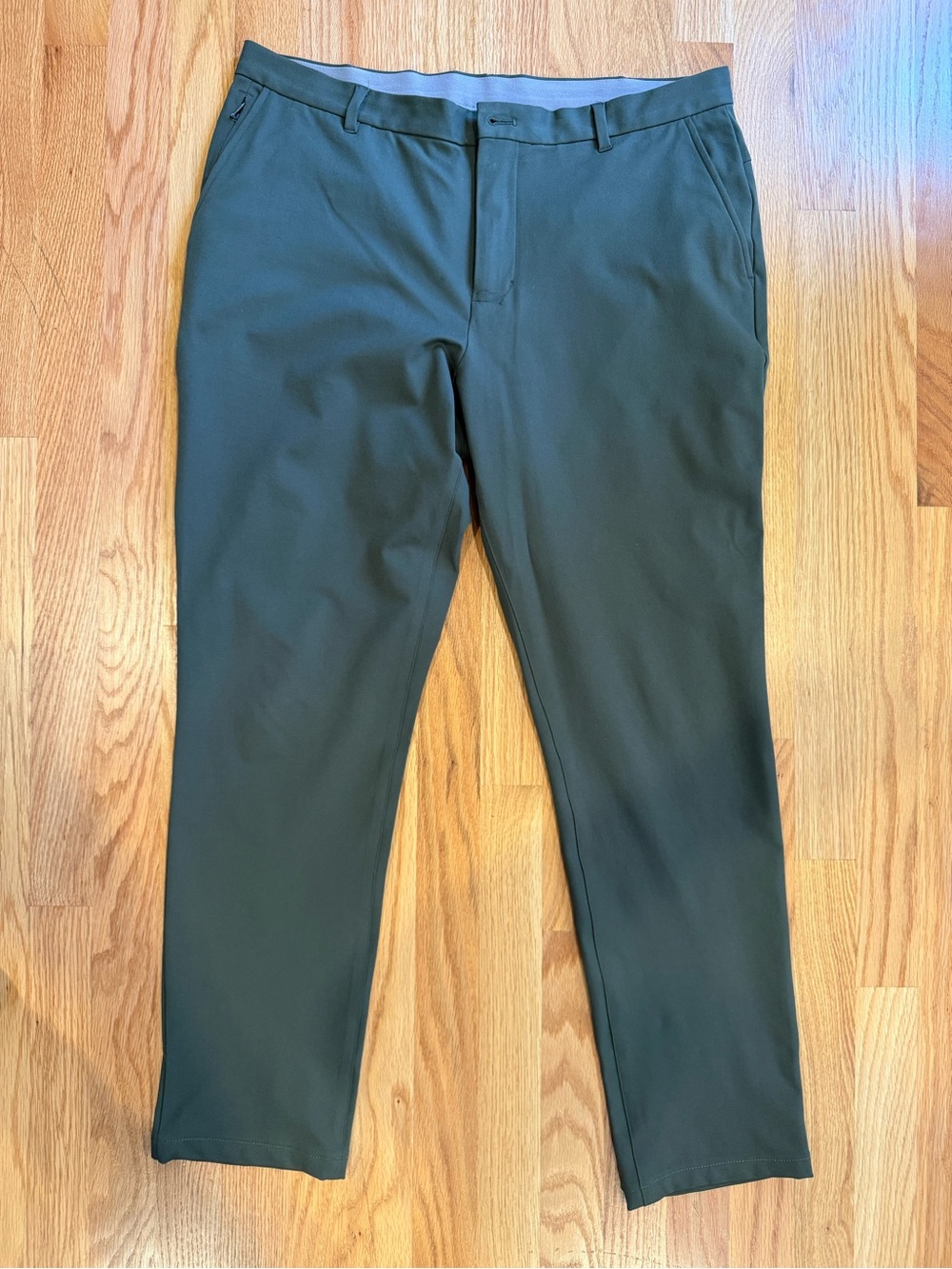Ministry of Supply Dark Olive Green Performance Chinos 34-32